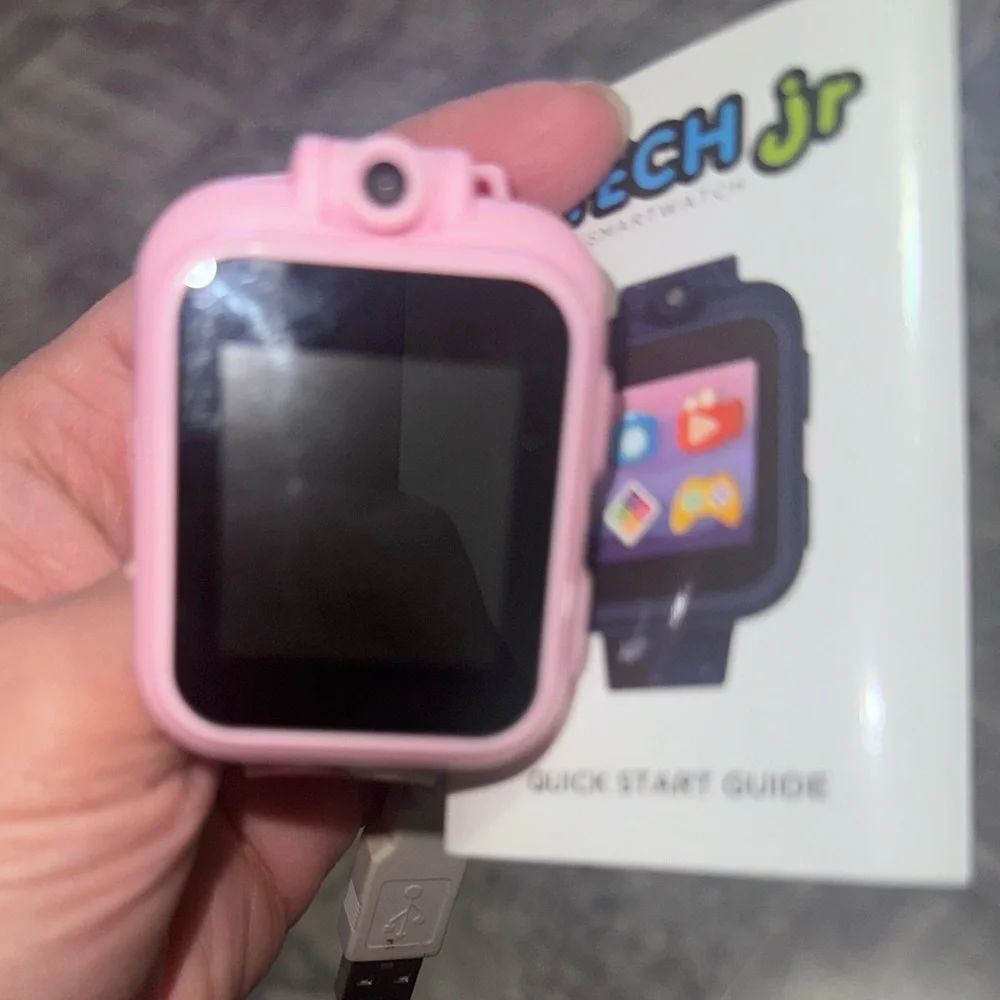 iTech Jr Kids Smartwatch Pink Touchscreen Camera Games Activity Tracker Charger